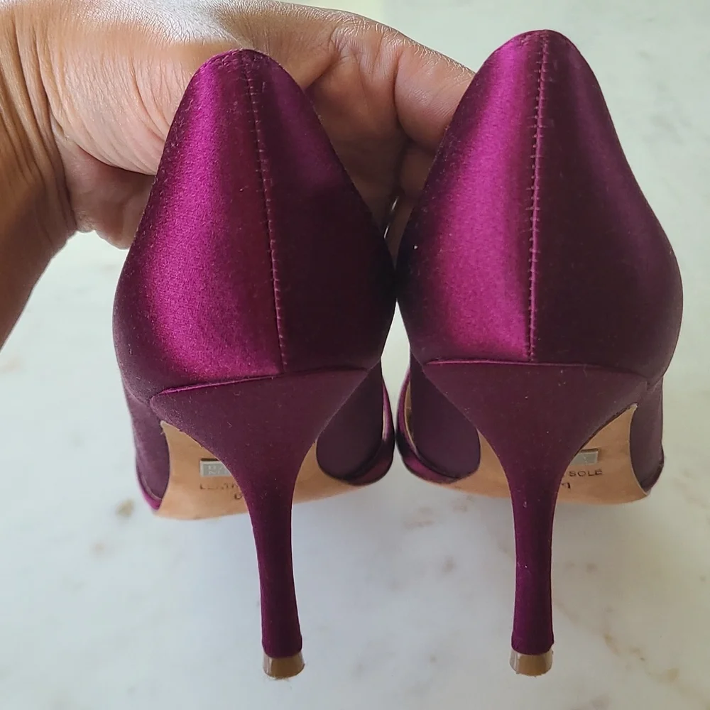 Badgley Mischka Jamaica Wine Satin Peep Toe Heels - Picture 6 of 9